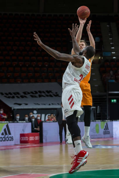 键场次中展 键场次中展