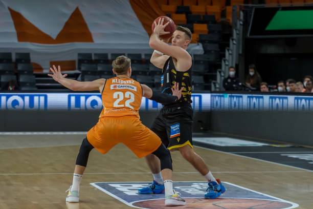 赞助商看到 赞助商看到