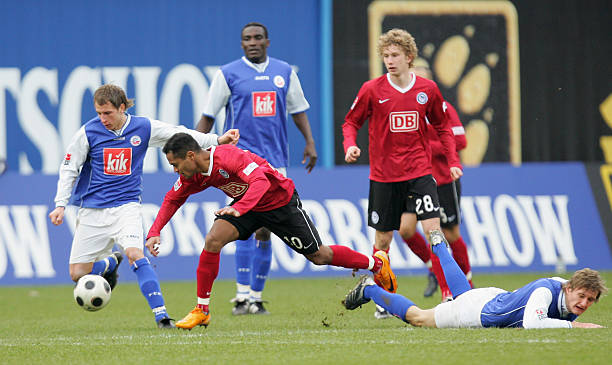 足协鼓励各 足协鼓励各